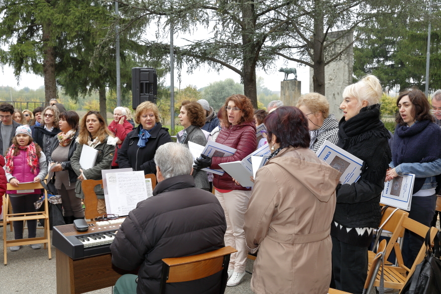 Il Coro San Paolo che ha animato i canti liturgici